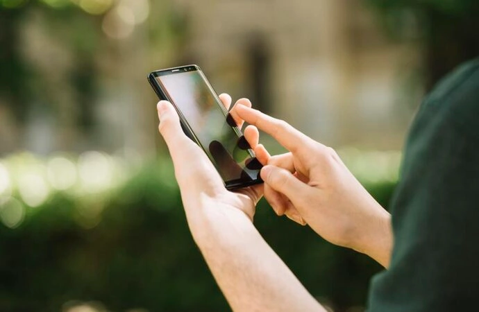 Про екологічні порушення можна повідомити зі смартфона