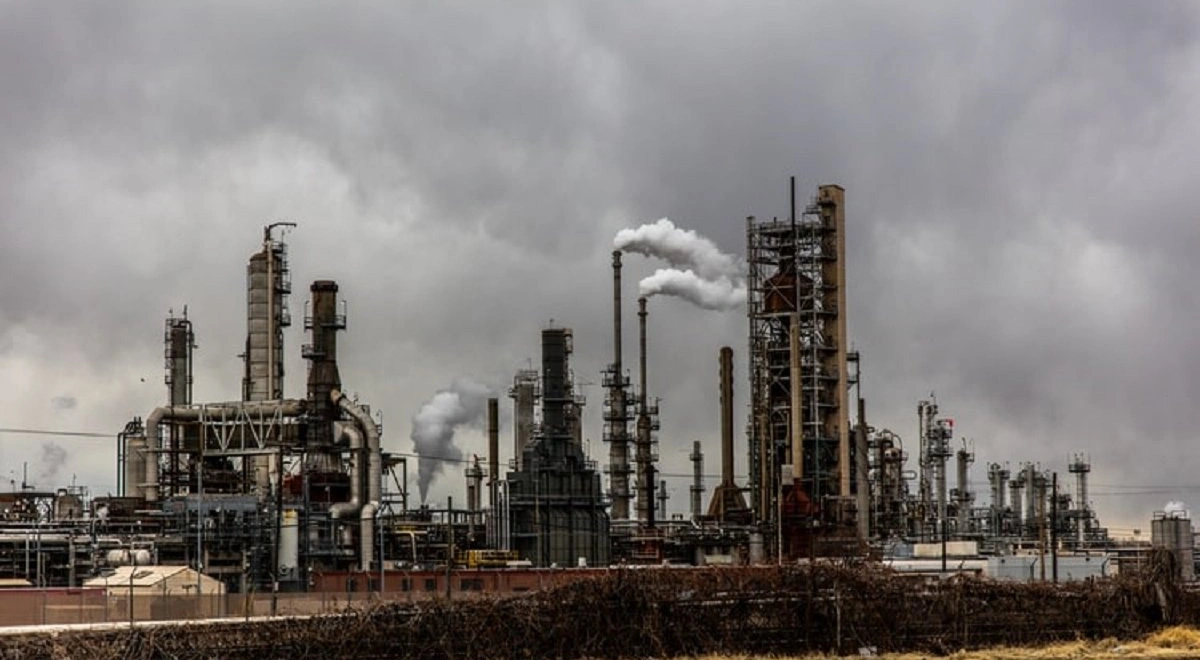 В Україні серйозно знижують шкідливі викиди лише окремі підприємства