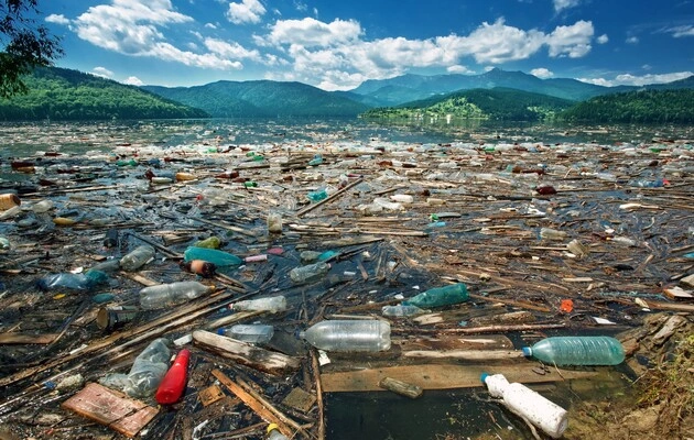 На Київщині звалища забруднили 900 гектарів земель